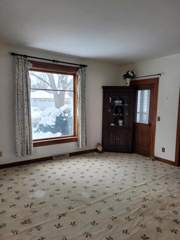 608 E Washington STREET, Delavan, WI 53115