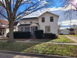 608 E Washington STREET, Delavan, WI 53115