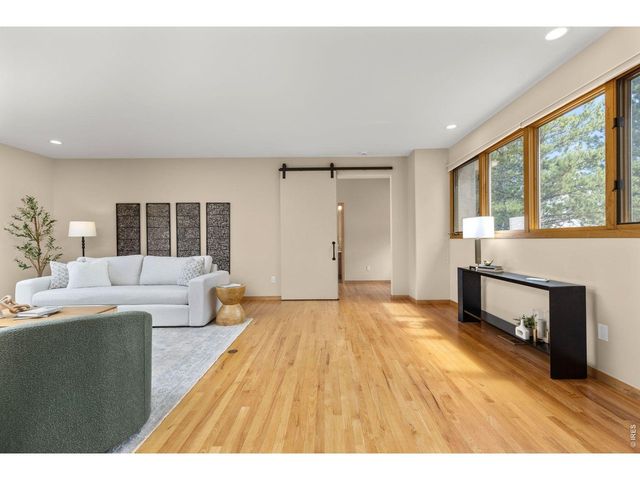 4005 Pebble Beach Dr, Longmont, CO 80503