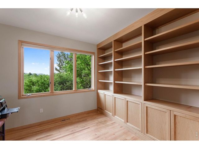 4005 Pebble Beach Dr, Longmont, CO 80503