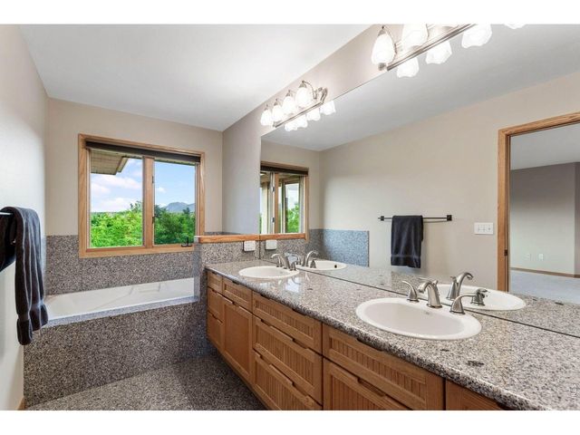 4005 Pebble Beach Dr, Longmont, CO 80503