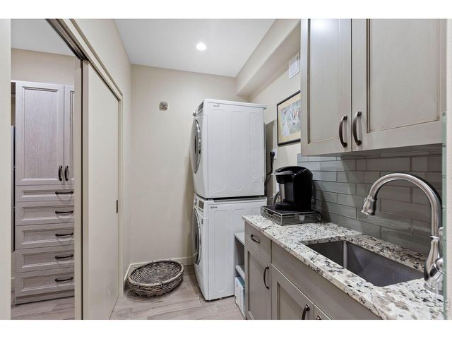 4005 Pebble Beach Dr, Longmont, CO 80503