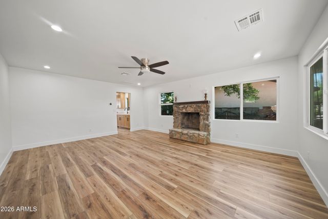 247 S MESQUITE Street, Wickenburg, AZ 85390