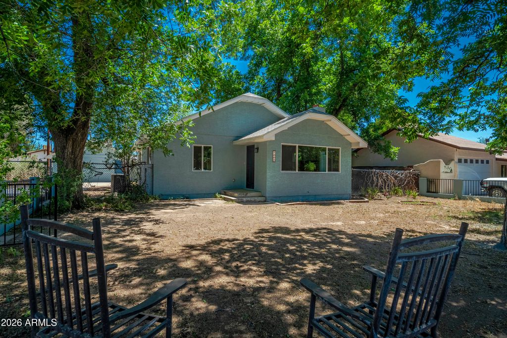 247 S MESQUITE Street, Wickenburg, AZ 85390 — photo 4