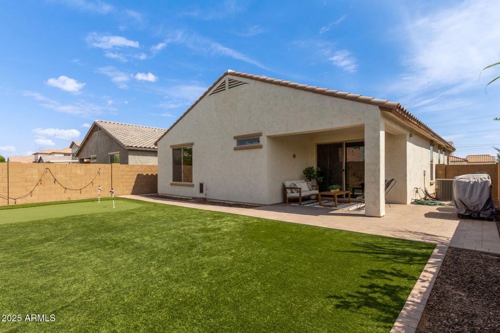 property-img