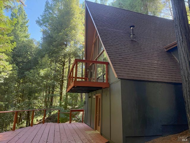 26465 Poppy Dr, Willits, CA 95490