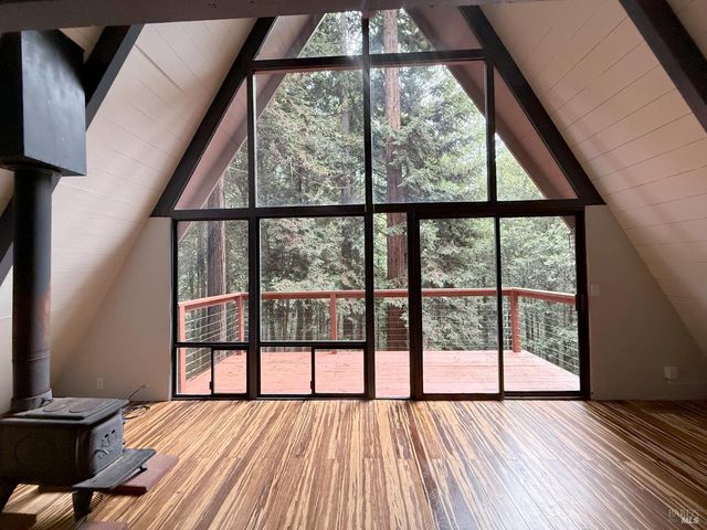 26465 Poppy Dr, Willits, CA 95490