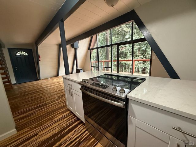 26465 Poppy Dr, Willits, CA 95490