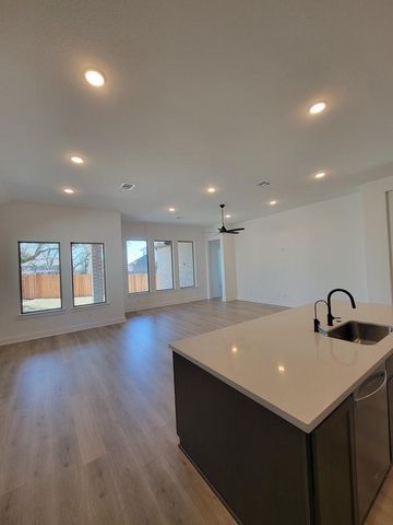 408 Five Mile Creek WAY, Kyle, TX 78640