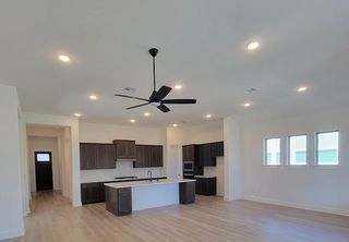 408 Five Mile Creek WAY, Kyle, TX 78640