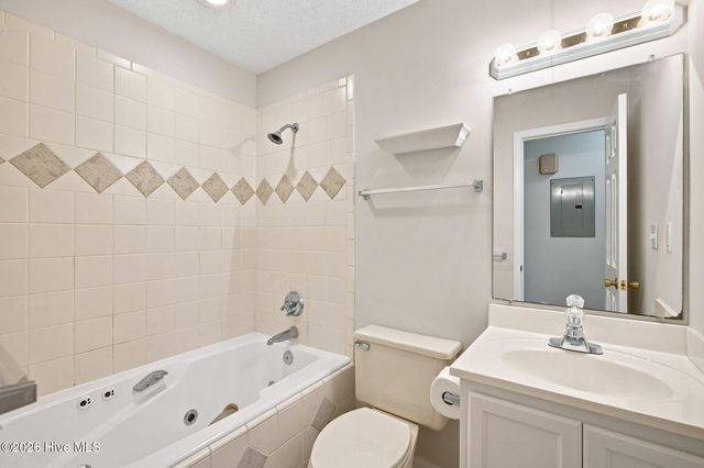 4187 Spirea Drive, Wilmington, NC 28403