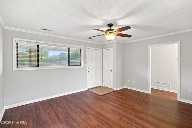4187 Spirea Drive, Wilmington, NC 28403