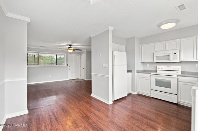4187 Spirea Drive, Wilmington, NC 28403