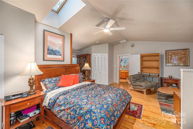 106 Spooks Branch Road, Asheville, NC 28804