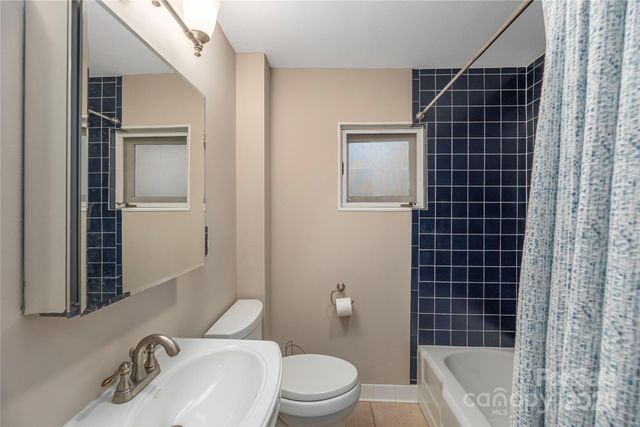 106 Spooks Branch Road, Asheville, NC 28804