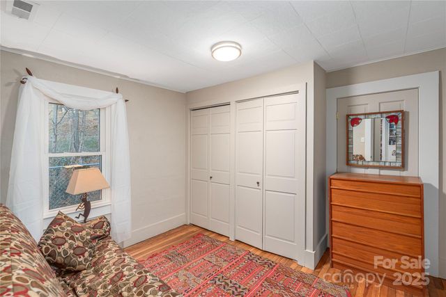 106 Spooks Branch Road, Asheville, NC 28804