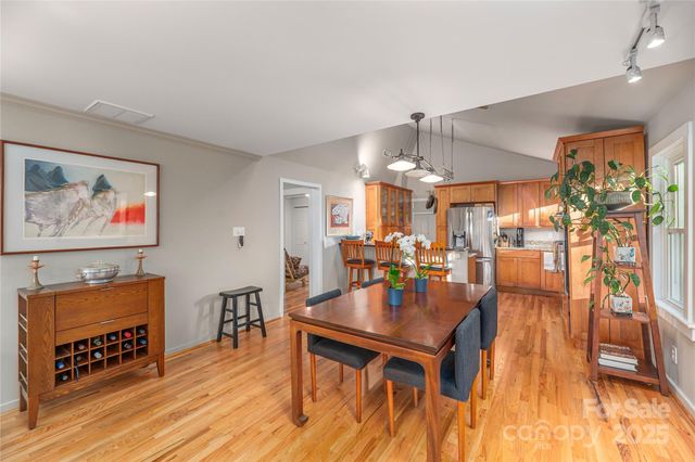 106 Spooks Branch Road, Asheville, NC 28804