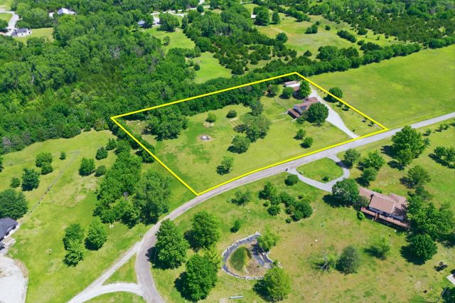 14618 SW 173rd St, Rose Hill, KS 67133