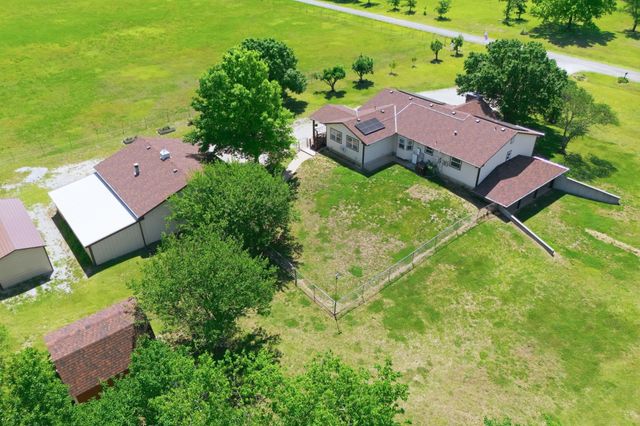 14618 SW 173rd St, Rose Hill, KS 67133