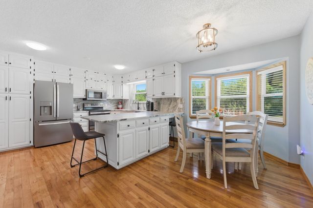 14618 SW 173rd St, Rose Hill, KS 67133