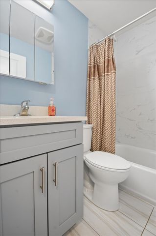 848 Mcintosh Court 204, Prospect Heights, IL 60070
