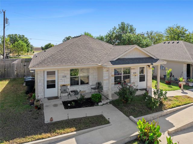 1235 Honor LN, Temple, TX 76501