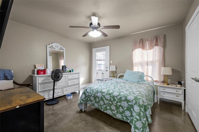 1235 Honor LN, Temple, TX 76501