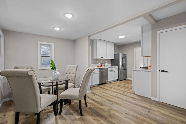 9480 Revere Lane N, Maple Grove, MN 55369