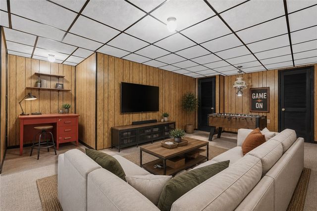 215 Edgewood Dr, Buffalo Twp, PA 16055
