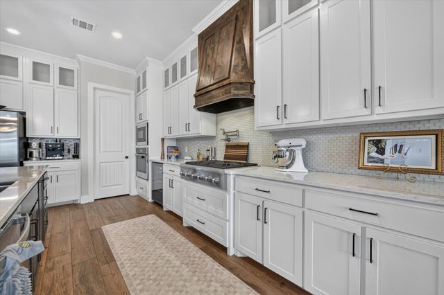 1213 Crown Valley Drive, Weatherford, TX 76087