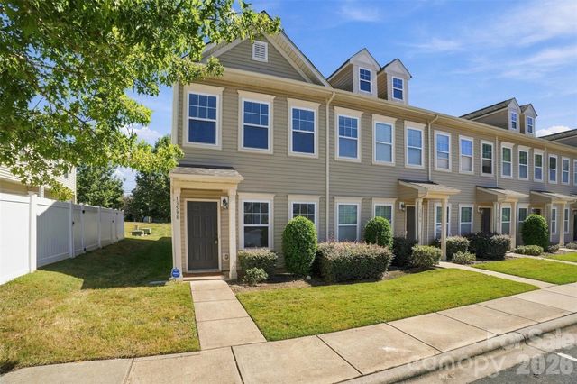 13598 Calloway Glen Drive, Charlotte, NC 28273