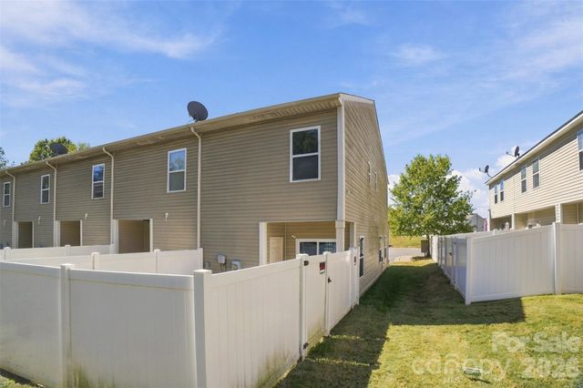 13598 Calloway Glen Drive, Charlotte, NC 28273