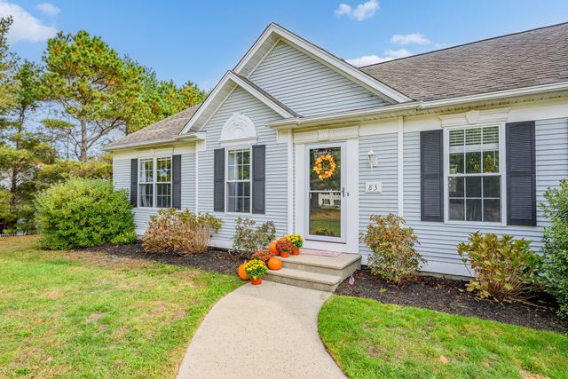 83 Dickson Dr, Plymouth, MA 02360