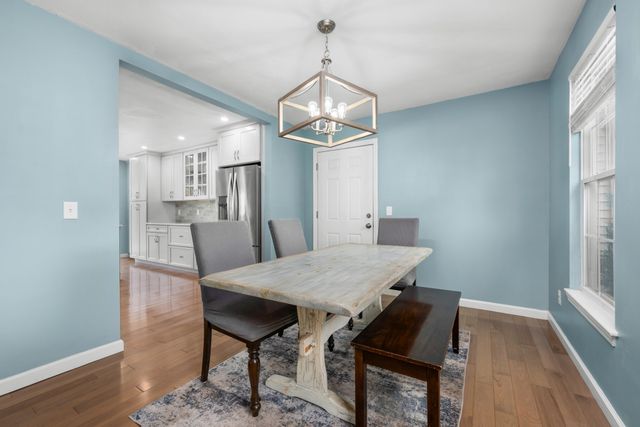 83 Dickson Dr, Plymouth, MA 02360