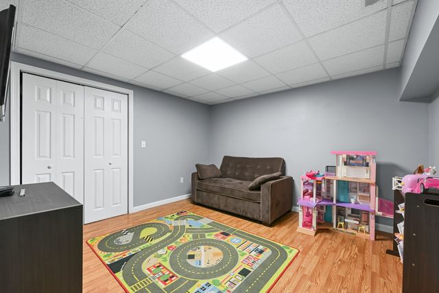 83 Dickson Dr, Plymouth, MA 02360