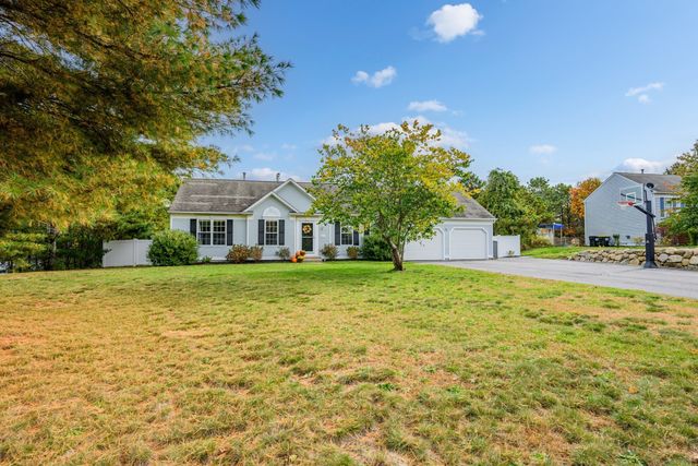 83 Dickson Dr, Plymouth, MA 02360