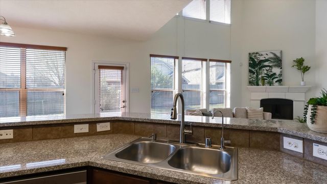 13202 Indigo Creek Lane, Pearland, TX 77584