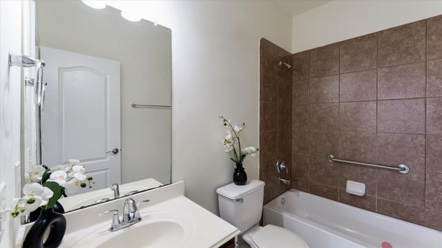 13202 Indigo Creek Lane, Pearland, TX 77584