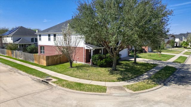 13202 Indigo Creek Lane, Pearland, TX 77584