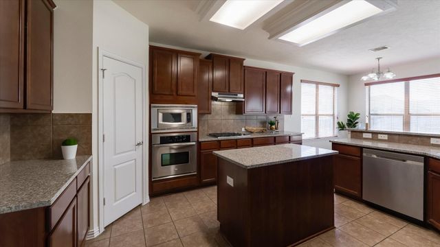 13202 Indigo Creek Lane, Pearland, TX 77584