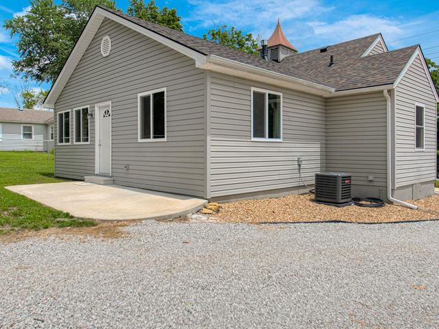 4946 Logan Avenue, Kansas City, MO 64136