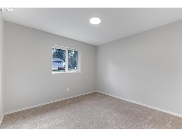 115 LOWRANE Dr, Kelso, WA 98626