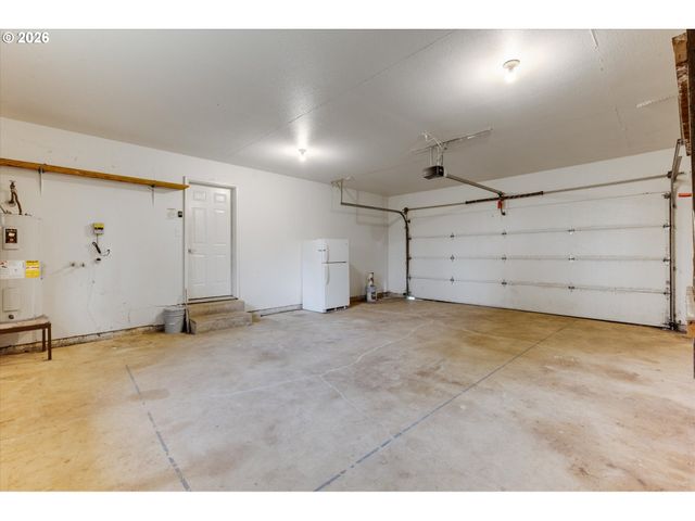 115 LOWRANE Dr, Kelso, WA 98626
