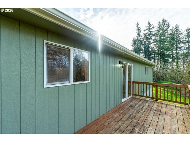 115 LOWRANE Dr, Kelso, WA 98626