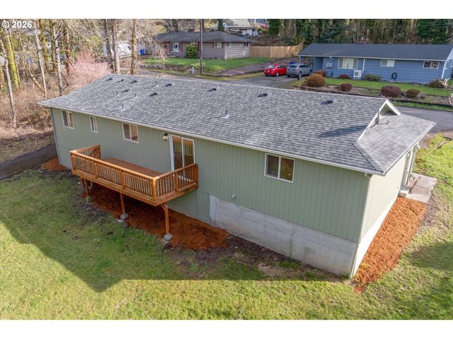 115 LOWRANE Dr, Kelso, WA 98626