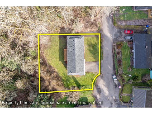 115 LOWRANE Dr, Kelso, WA 98626