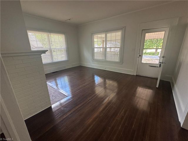 4028 Leo Street, Winston-salem, NC 27105