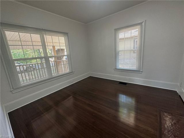 4028 Leo Street, Winston-salem, NC 27105