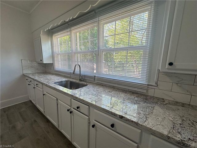 4028 Leo Street, Winston-salem, NC 27105