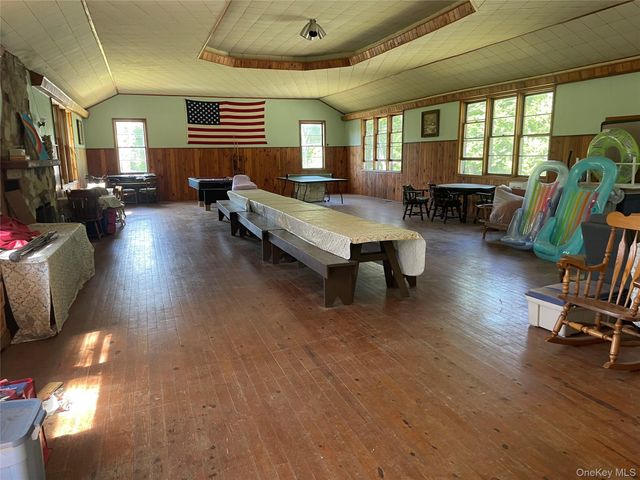 92 Stein Road 4, Pine Bush, NY 12566